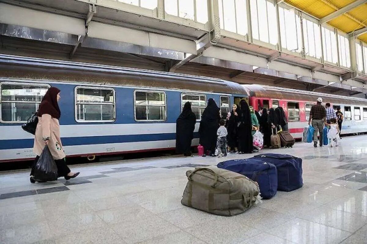 پیش فروش بلیط قطار آذر ۱۴۰۴