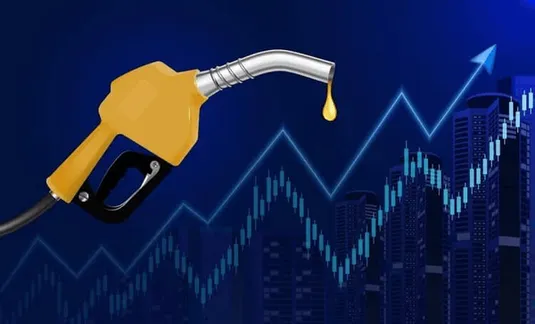 جای خالی خودروساز در صف متهمان ناترازی بنزین؛ دولت دنبال متنوع&zwnj;سازی سبد سوخت باشد
