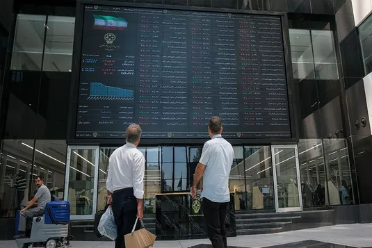 شاخص بورس در ارتفاع ۳.۱ میلیون واحد ماندگار شد