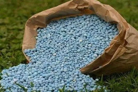 بیش از ۳۰ هزار تن کودهای کشاورزی یارانه&zwnj;دار توزیع شد