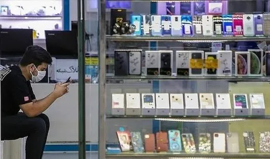 افزایش قیمت تلفن همراه به بهانه عدم آغاز ثبت سفارش جدید