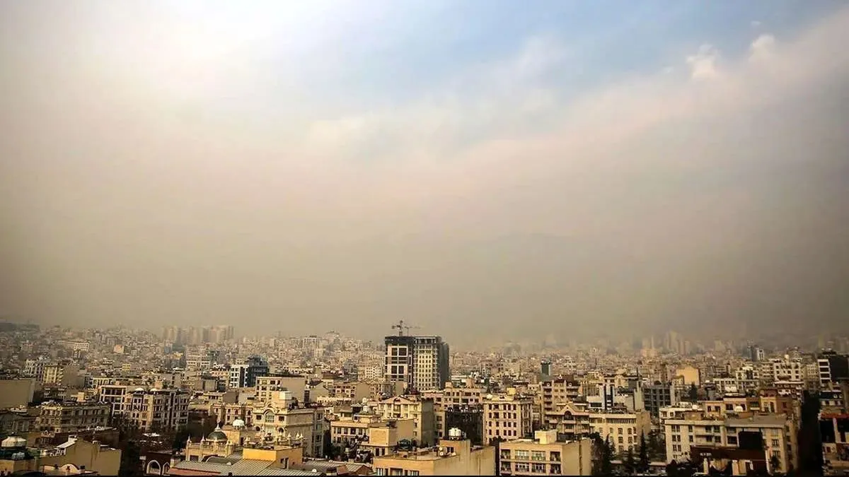 شاخص آلودکی هوای تهران به ۱۴۴ رسید/ پایتخت در مرز هشدار قرمز