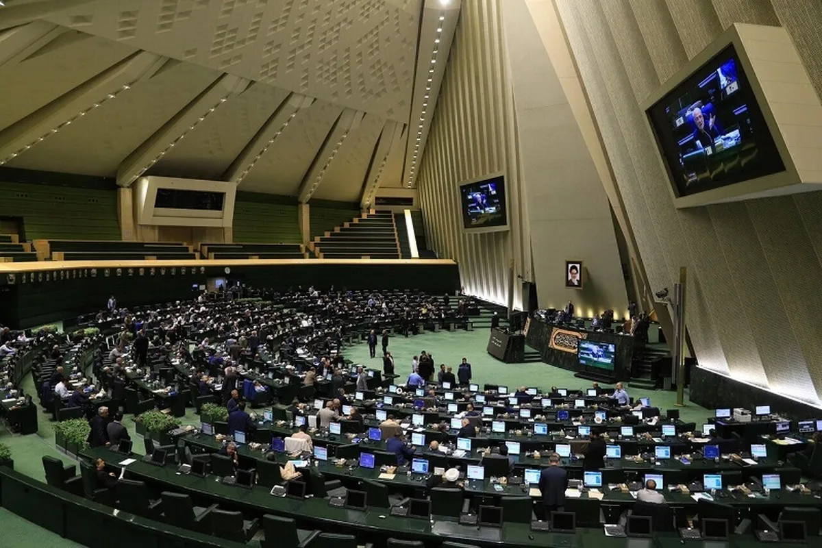 تکلیف مجلس به دولت برای جذب سرمایه‌های ایرانیان خارج از کشور