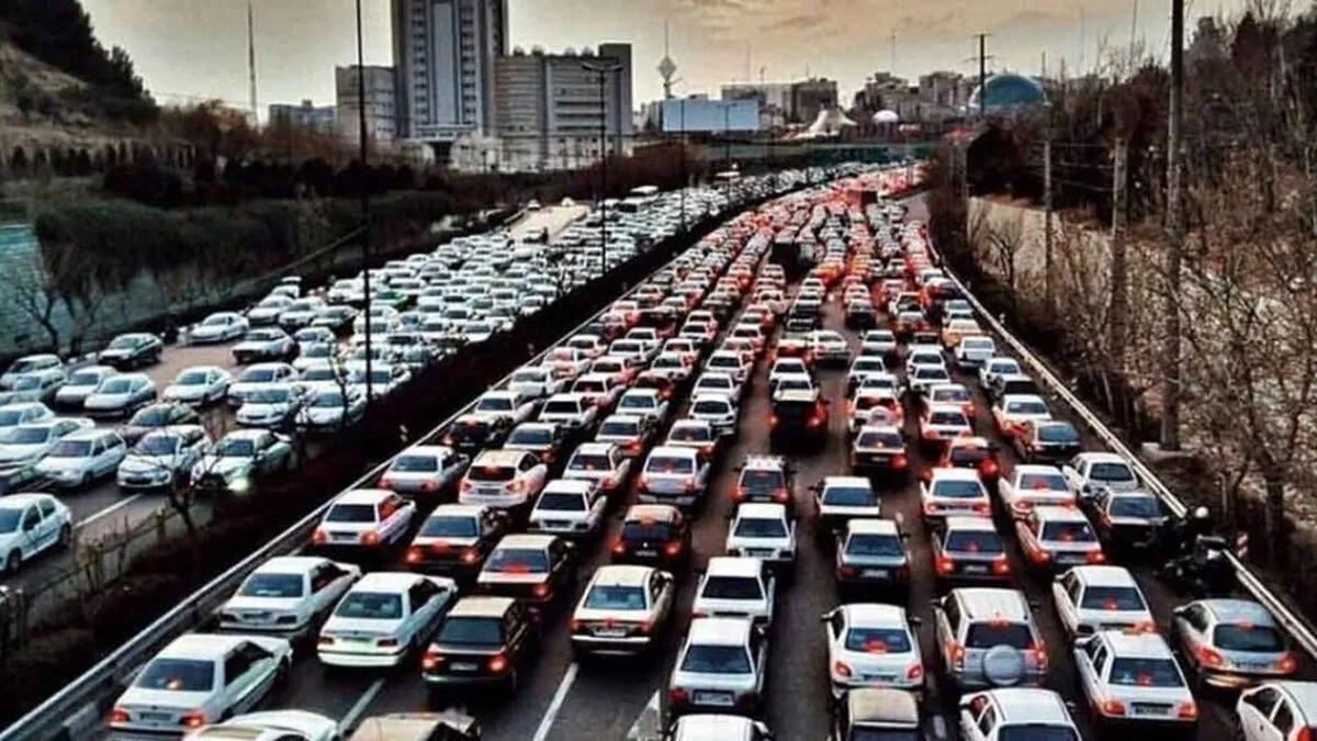 ترافیک سنگین در آزادراه کرج – تهران