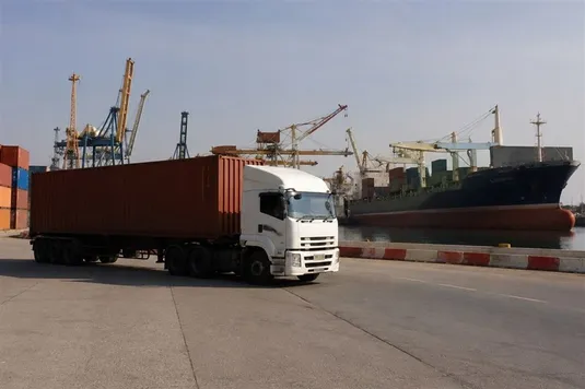 بلاتکلیفی تمدید شرایط اضطرار تجارت خارجی؛فعالان اقتصادی درانتظار تصمیم