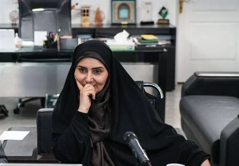 فرزانه صادق