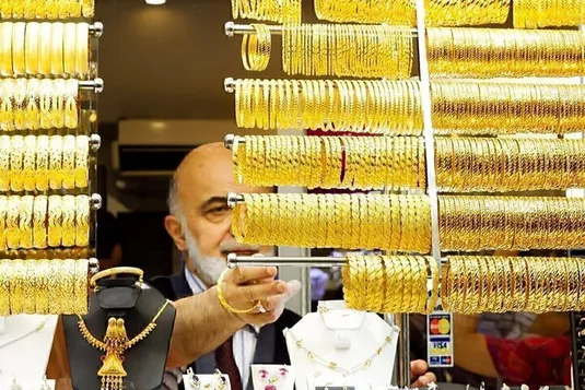 طلای ۱۸ عیار نرخ ارز دلار سکه طلا سه شنبه ۲۵ آذر ۱۴۰۴ + جدول
