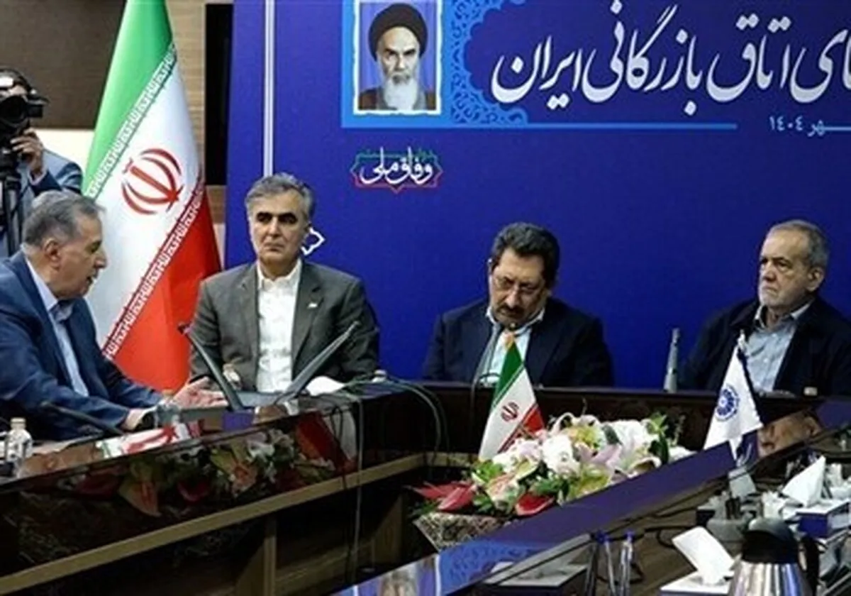 دیدار بخش خصوصی با رئیس‌جمهور؛ انتقاد از بروکراسی دولتی تا در خواست برای اصلاح پیمان سپاری ارزی