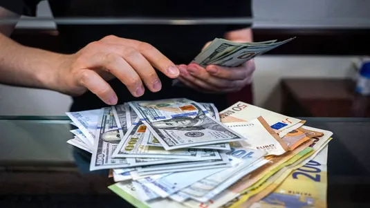 تک&zwnj;نرخی کردن ارز در دستور کار دولت