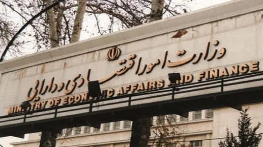 ارائه گزارش بدهی&zwnj;ها و مطالبات دولت به رئیس جمهور