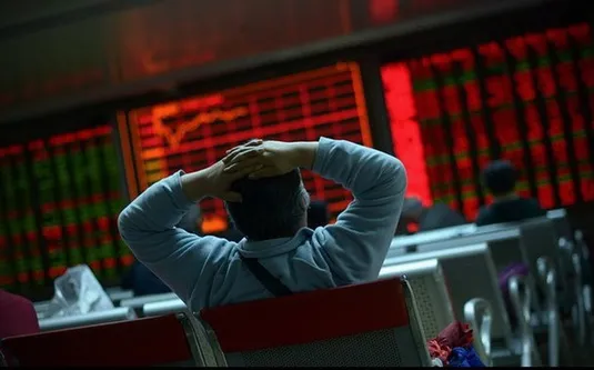 بورس باوجود وعده&zwnj;های دولت همچنان سر در گم