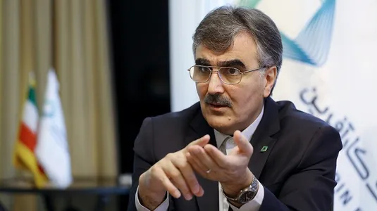 رئیس بانک مرکزی: دلار ۷۰ هزار تومانی را تثبیت می&zwnj;کنیم