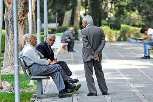 تکلیف دستگاه&zwnj;های اجرایی در ارائه خدمات رفاهی به بازنشستگان هم&zwnj;سطح با شاغلان