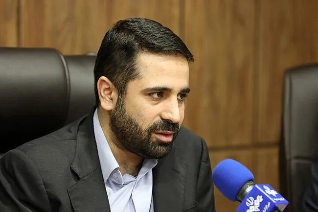 تبدیل شدن سکوها به ابزارهای جدید جنگ هوشمند/مدارس آنلاین خارجی درحال جذب دانش آموزان