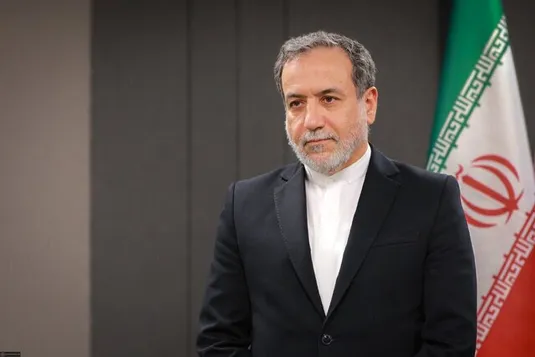 ارسال پاسخ رسمی ایران به نامه ترامپ از طریق عمان