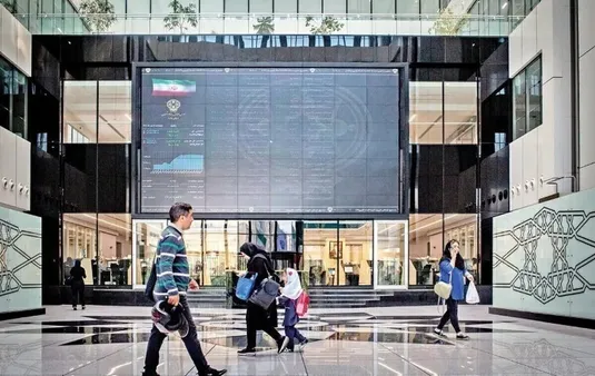 شاخص بورس به افت ۵ هزار واحدی بسنده کرد