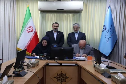 تلفن همراه و لپ&zwnj;تاپ دانشجویان بیمه می&zwnj;شود