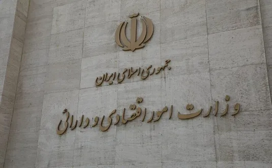 تمدید خودکار مجوزهای کسب&zwnj;وکار صادره از درگاه ملی مجوزهای کشور