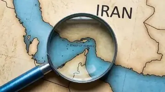 طرح جنجالی مجلس برای تنگه هرمز / عوارض از هر کشتی عبوری