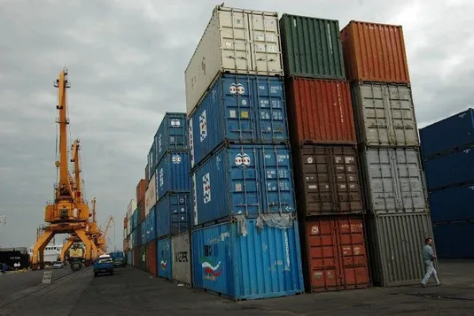 محدودسازی گمرک با شتاب در واگذاری اختیارات و اماکن گمرکی
