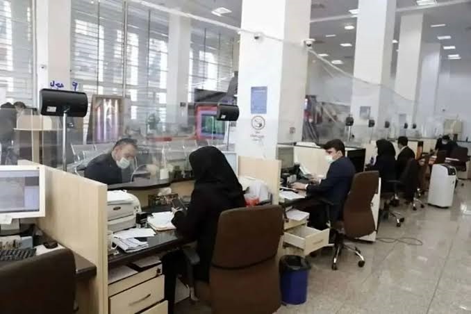 تغییر در شیوه دورکاری کارمندان دولت؛ مشمولان و جزئیات طرح جدید اعلام شد تغییر در شیوه دورکاری کارمندان دولت؛ مشمولان و جزئیات طرح جدید اعلام شد