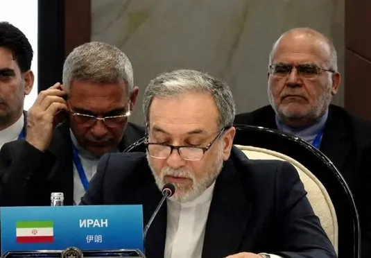 عراقچی خطاب به مقامات آمریکایی: مراقب اخبار و اطلاعات جعلی باشید