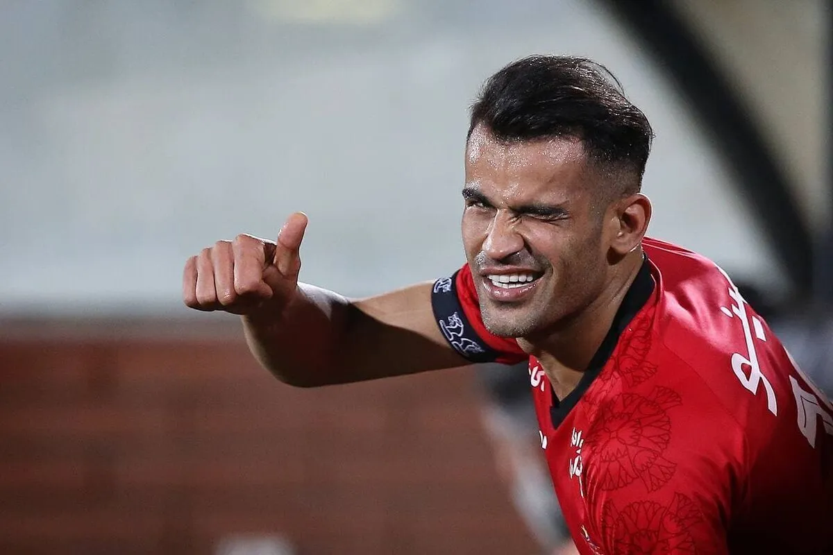 عیسی آل کثیر: حاضرم با یک میلیارد در پرسپولیس بمانم ولی استقلالی نشوم!