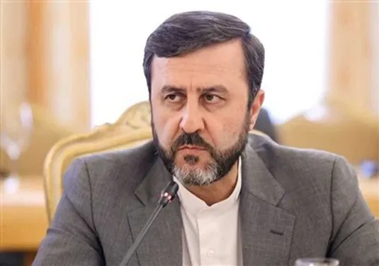 غریب&zwnj;آبادی: آلودگی نفتی سواحل جزیره قشم ناشی از آثار تجاوز نظامی خارجی در منطقه است