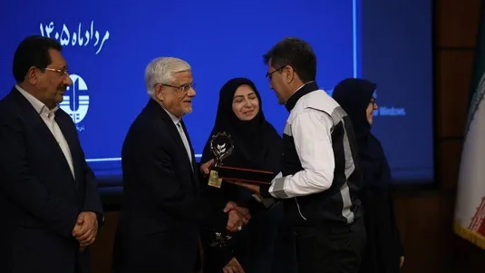 دهک دهم ۲۳ برابر دهک اول از یارانه بنزین استفاده می&zwnj;کند
