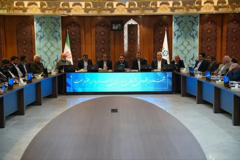 ۴۰۰ همت تسهیلات برای بنگاه‌های کوچک و متوسط اختصاص می‌یابد/ بازگشت واحد‌های آسیب دیده پتروشیمی به مدار تولید