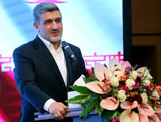 شرکت&zwnj;های نفت و گاز در بورس عرضه و تکلیف سهام عدالت مشخص شود