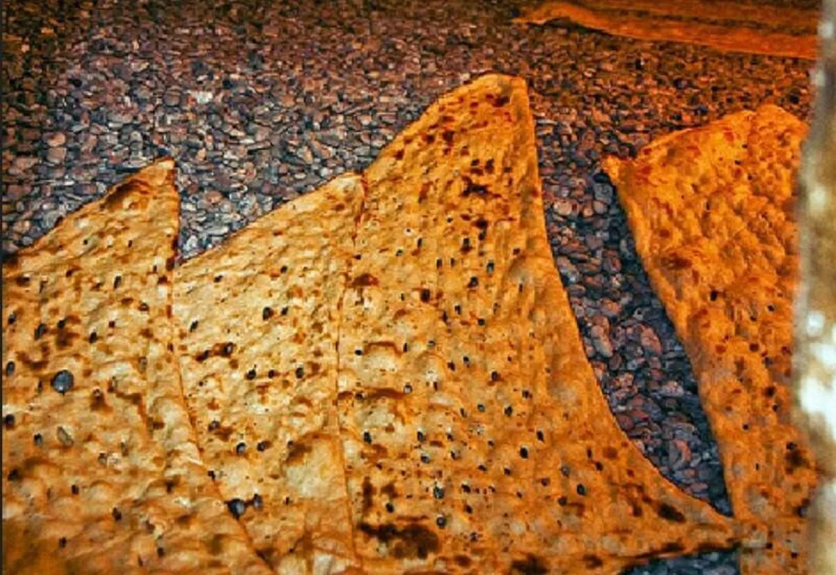 قیمت نان آزادپز سنگک در تهران ۲۵ هزار تومان است