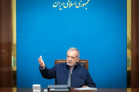 پزشکیان: دولت مصمم به اجرای طرح&zwnj;های توسعه&zwnj;ای دریامحور است