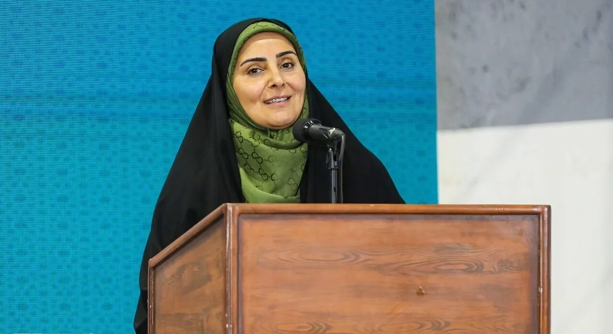 وزیر راه: ۴ هزار کامیون در حال تخلیه کالا‌های اساسی از بنادر است