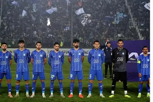 ساعت بازی استقلال - گل&zwnj;گهر امروز یکشنبه ۷ دی ۱۴۰۴