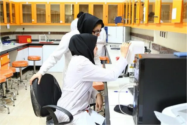 دانشجو پزشکی 