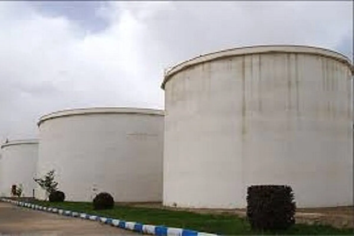 سوخت رسانی در شرایط عادی به سر می برد