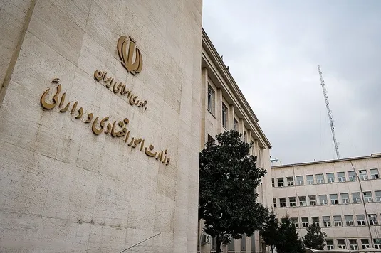 وزیر پیشنهادی اقتصاد نگاه عدالت&zwnj;محور به اقتصاد دارد