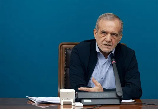 پزشکیان: نیروهای مسلح ایران درس بزرگی به متجاوزان دادند