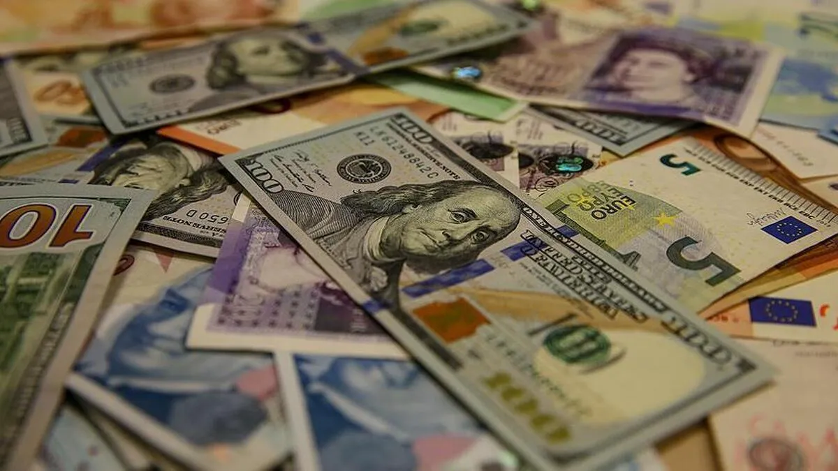 ارز در پیچ‌وخم اختلاف نظر دولتی‌ها