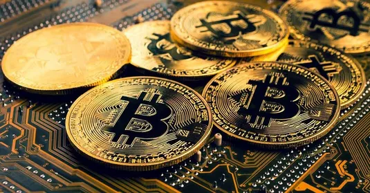 قیمت بیت کوین و ارز&zwnj;های دیجیتال امروز پنجشنبه ۲۹ آبان ۱۴۰۴ + جدول
