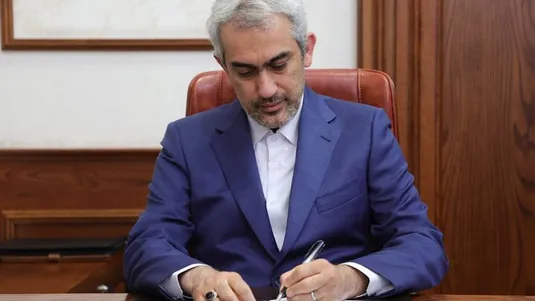 وزیر اقتصاد دستورالعمل حمایت مالی از بنگاه&zwnj;های آسیب&zwnj;دیده از جنگ تحمیلی سوم را ابلاغ کرد