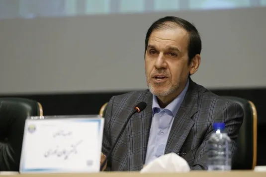 بانک &laquo;قلک&raquo; نیست که با هر تصمیم نادرست، دارایی&zwnj;اش حراج شود
