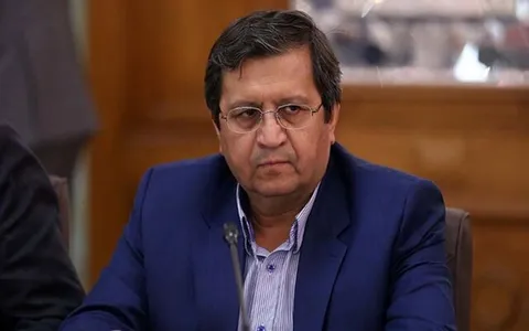تذکر جدی همتی برای رعایت ضوابط مبارزه با پولشویی در بانک‌ها