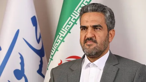 بانک مرکزی باید برای مهار نوسانات ارزی از انفعال خارج شود