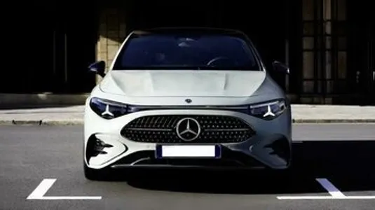 مرسدس&zwnj;بنز با موتور چینی به بازار آمد!