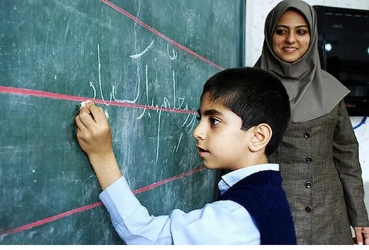 مکاتبه با پزشکیان درباره فوق العاده ویژه فرهنگیان صحت دارد؟