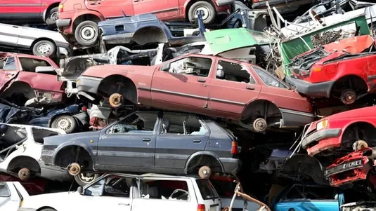 قیمت گواهی&zwnj;های اسقاط خودرو به&zwnj;زودی به&zwnj;روز می&zwnj;شود