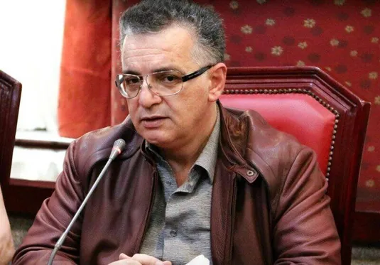 زنوزی: یا این فوتبال اصلاح می&zwnj;شود یا باشگاه تراکتور کنار خواهد کشید