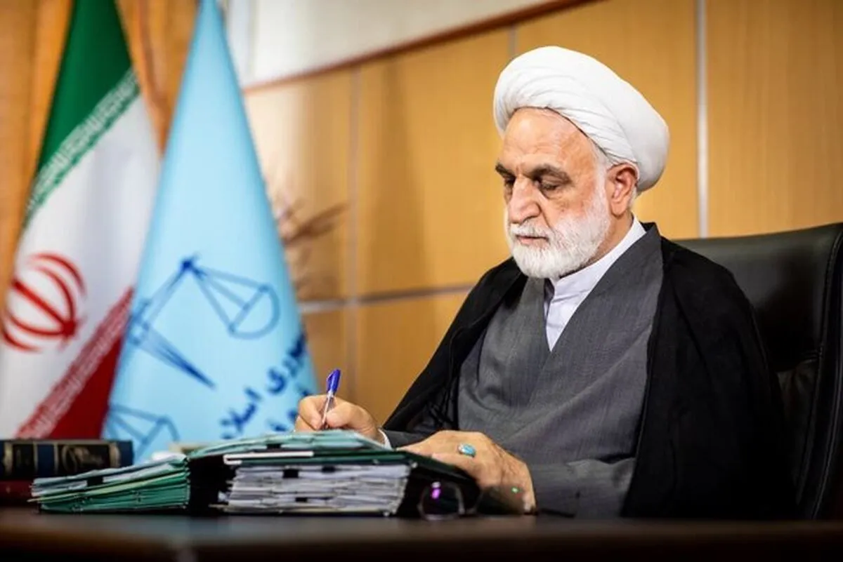 مطالبه رسیدگی به تخلفات سهامدار و هیات مدیره منصوبِ وی در بانک سابق آینده